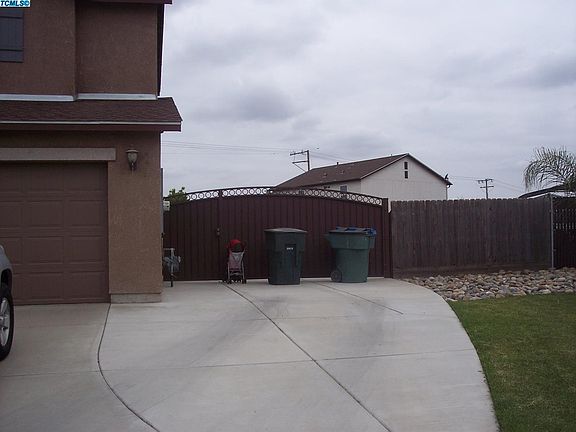 3rd image of 341 S Grand Ct