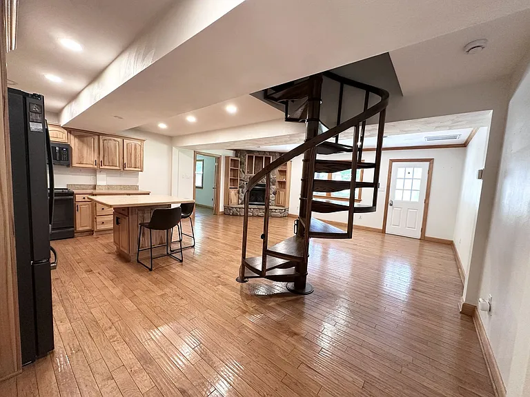 4893 Blackwater Rd — Photo 16