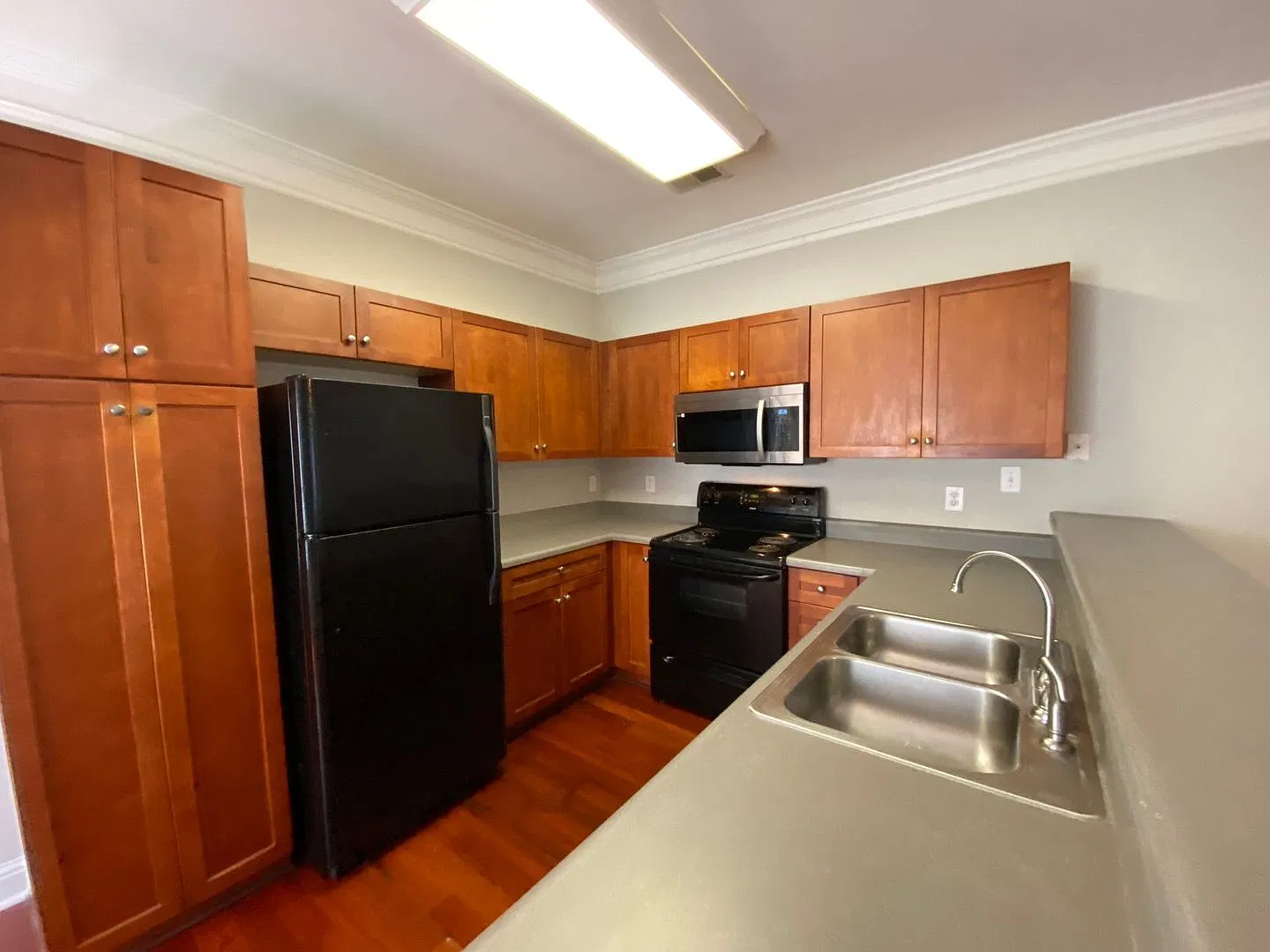 170 Jonas Ave — Photo 3