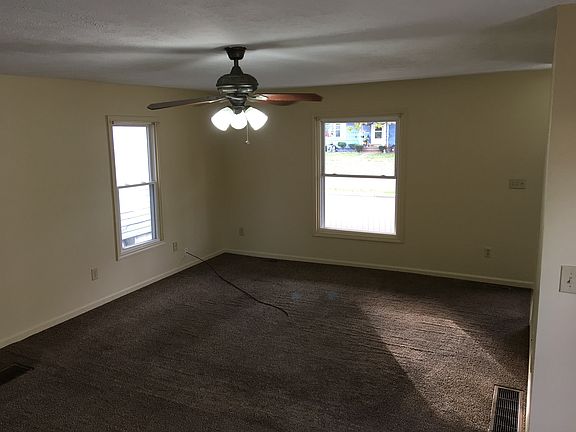 4th image of 5524 Jefferson Ave