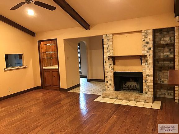 4th image of 1809 N Mockingbird Ln