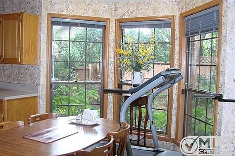 5th image of 4005 McLaughlin Dr #2