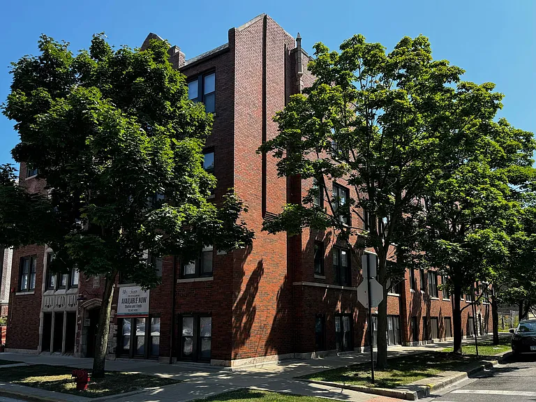 3051-55 W Leland Ave — Photo 16