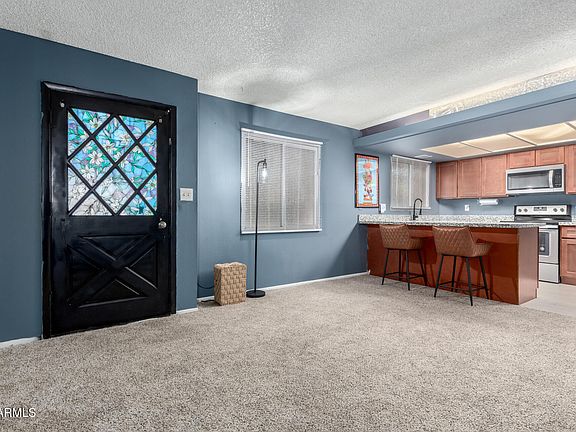 4th image of 1578 W CAMPBELL Avenue