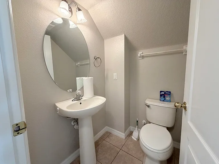 2123 Portcastle Cir — Photo 7
