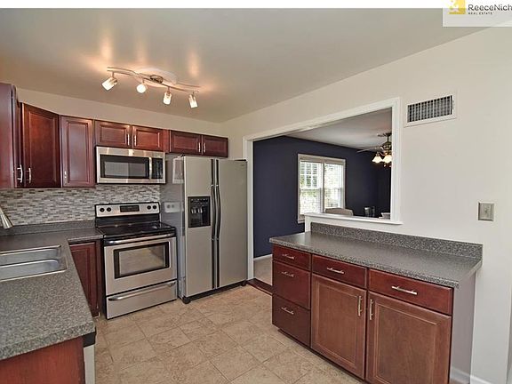You'll love the open flow from kitchen to dining