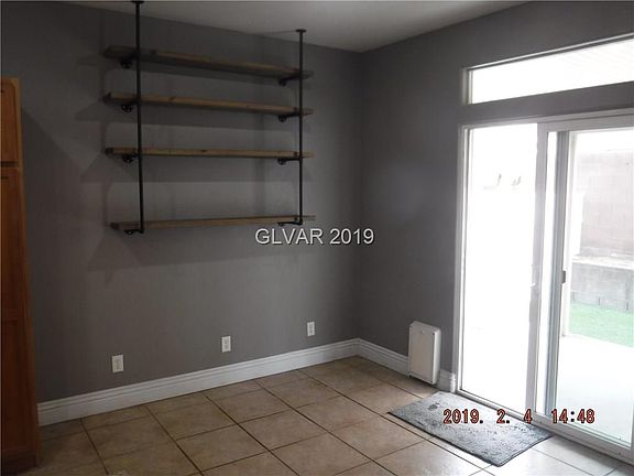 4th image of 6721 Dunraven Ave