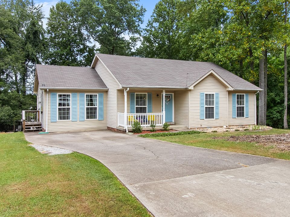 1st image of 547 Somerset Ln