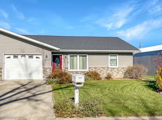 1435 4th St N, Carrington, ND 58421