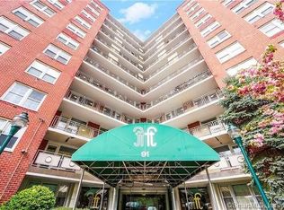91 Strawberry Hill Ave APT 322, Stamford, CT