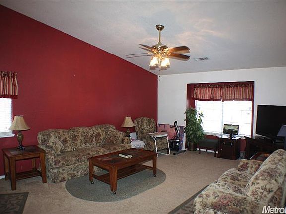2nd image of 2728 Avery Ct