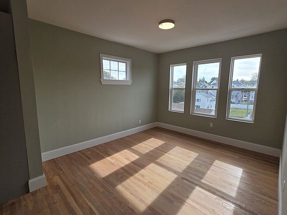 5th image of 89 Mora St APT 3
