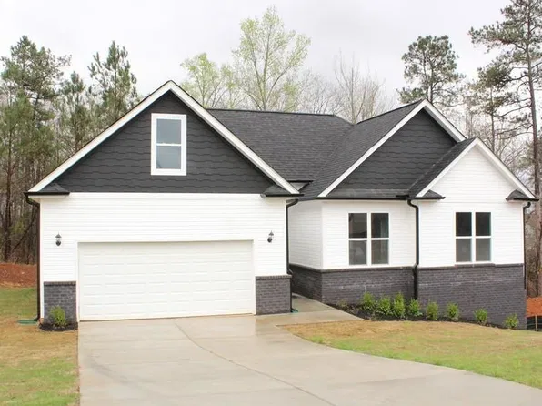 15 Cassidy Trl, Douglasville, GA 30134