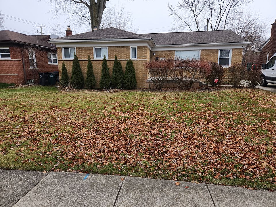 1st image of 24360 Gardner Ave