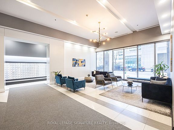 4th image of 19 Grand Trunk Cres #2103