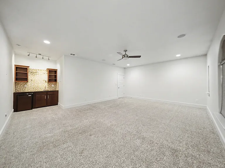 5405 Weeping Oak Dr — Photo 24