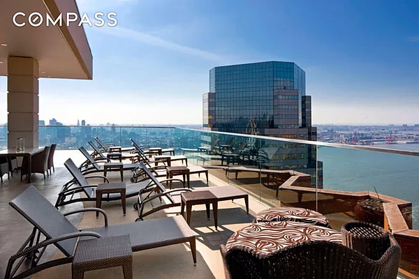 Rented by Compass | media 39