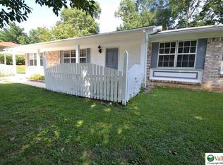 114 Dorothy St, Albertville, AL 35950