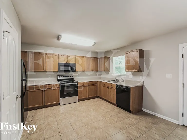 2553 Mulberry Pond Dr — Photo 4