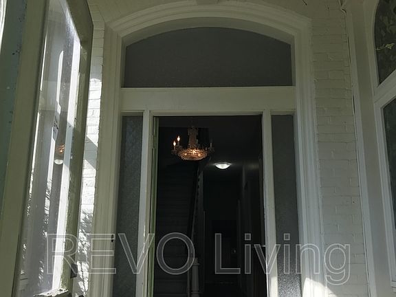 3rd image of 127 Ontario St #7