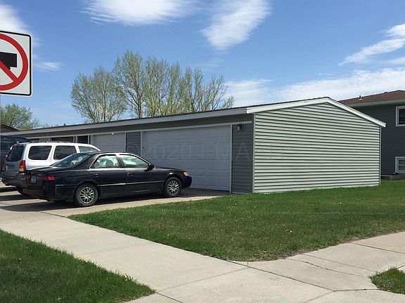 5th image of 731 2nd Ave W