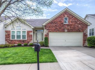 847 Stone Meadow Dr, Chesterfield, MO 63005