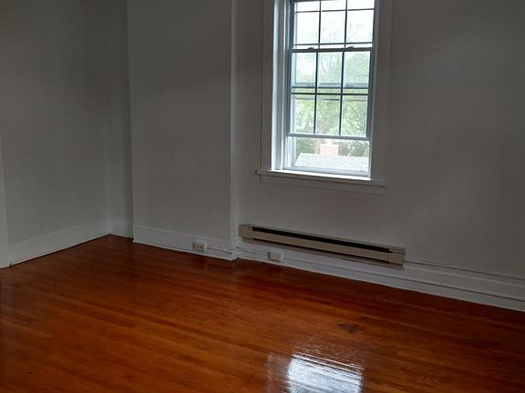 3rd image of 2 Maryland Ave APT 44
