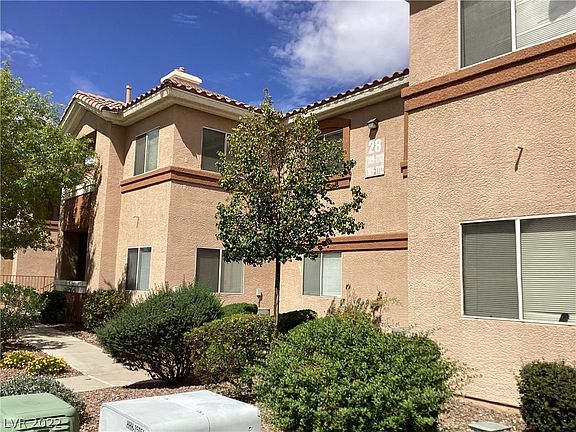 2nd image of 1050 E Cactus Ave Unit 2109