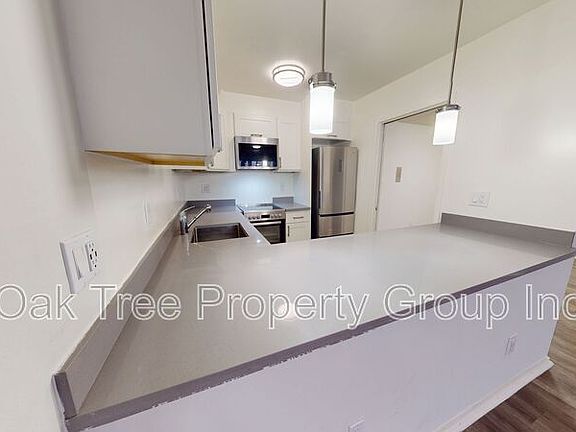 3rd image of 351 Lester Ave APT 1D