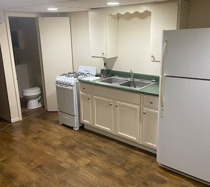 1st image of 1106-1108 Juliana St #1108-87
