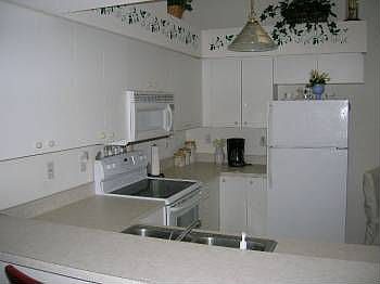 4th image of 13220 Norman Cir