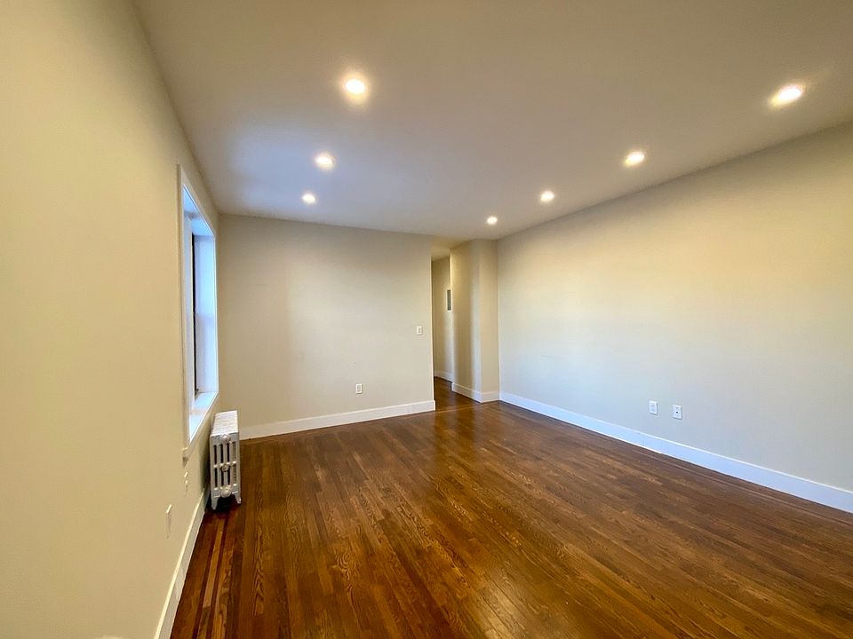 1st image of 4105 43rd St APT A4