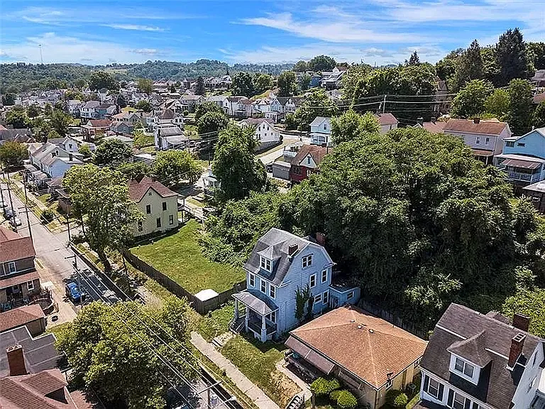 607 Meadow Ave — Photo 4