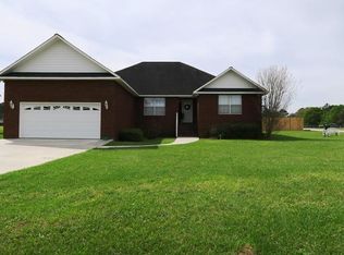 112 Willow Ridge Cir, Thomasville, GA 31757