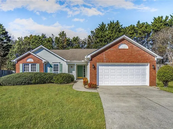 4124 Berwick Farm Dr, Duluth, GA 30096