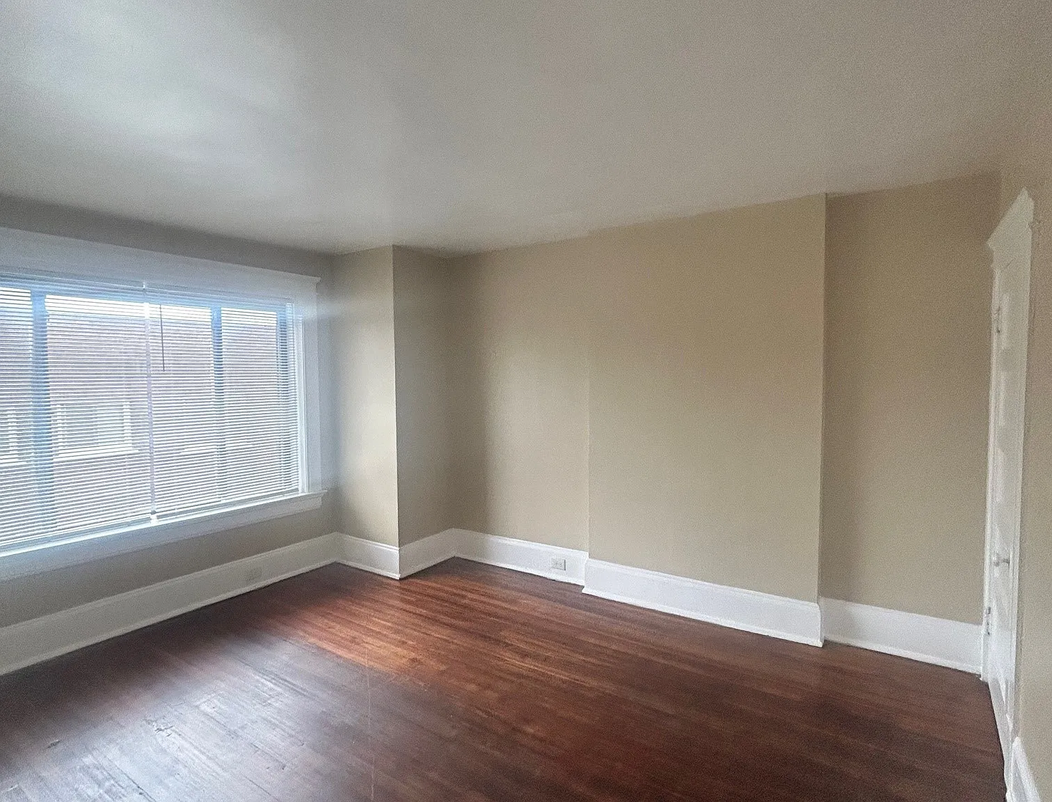 3 bed, 1500 sqft, $1,600 — Photo 3