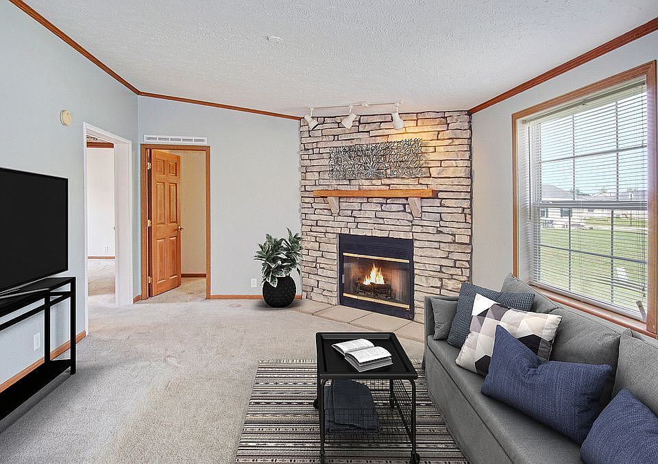1st image of 16196 Derby Cir