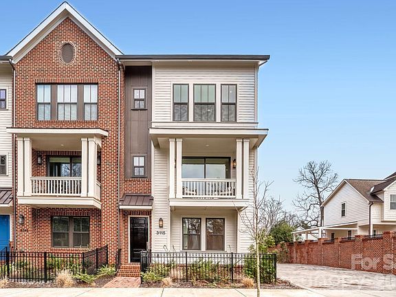 2nd image of 3115 Pinehurst Pl