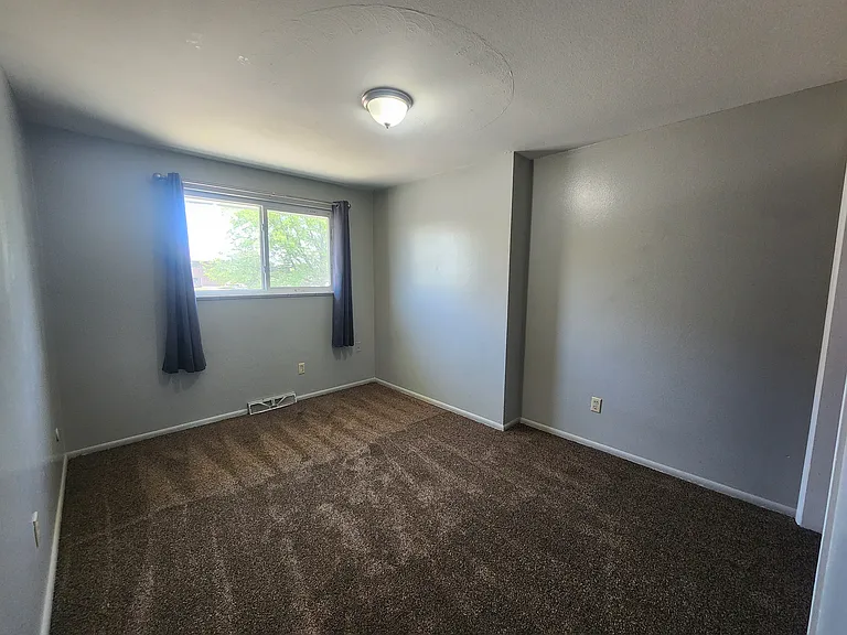 723 Fraser St #723 — Photo 16