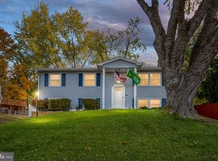 13707 Mapledale Ave, Woodbridge, VA 22193