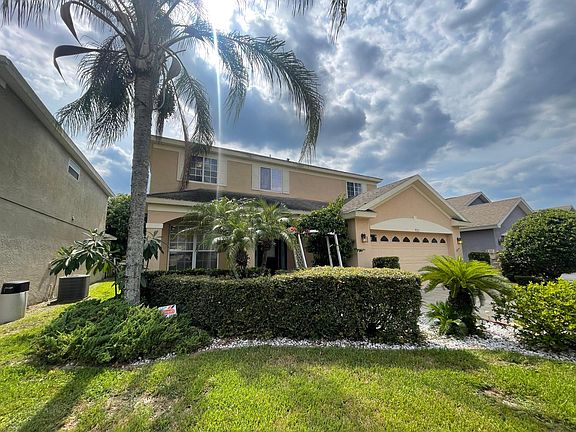 3rd image of 9722 Pecky Cypress Way