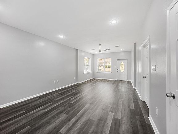 4th image of 3511 W 14th St