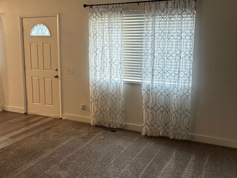 Front door & Living Room
