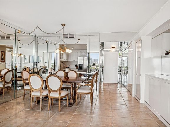 5th image of 20225 NE 34th Ct APT 1219