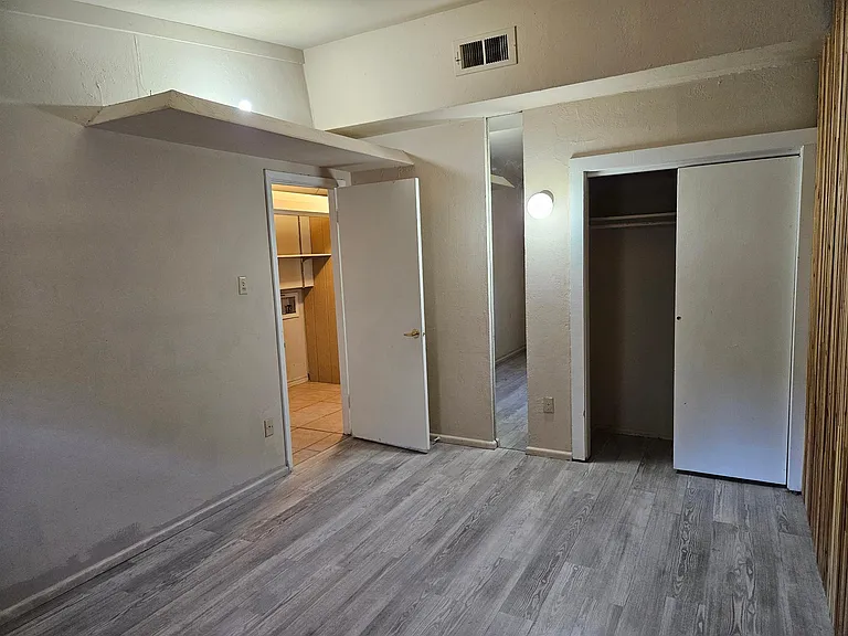2813 NW Morningside Dr — Photo 7