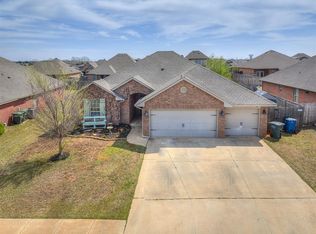 5008 Champlain Pl, Edmond, OK 73025