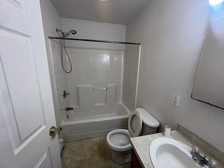 17 Judith St — Photo 8