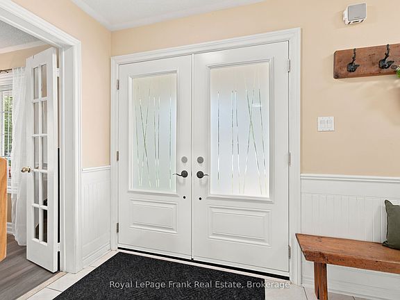 4th image of 47 Beech St S