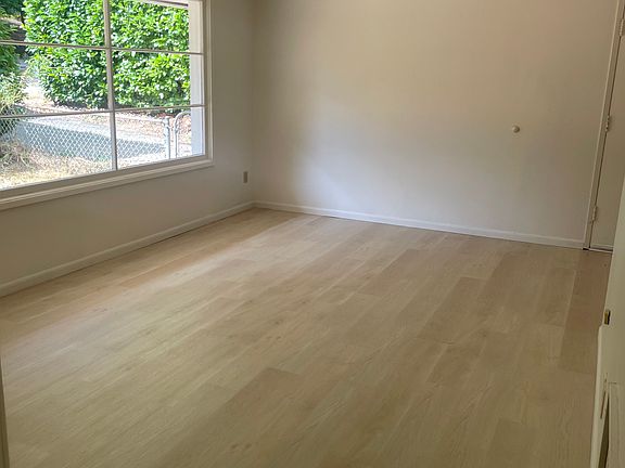 3rd image of 23007 55th Ave W