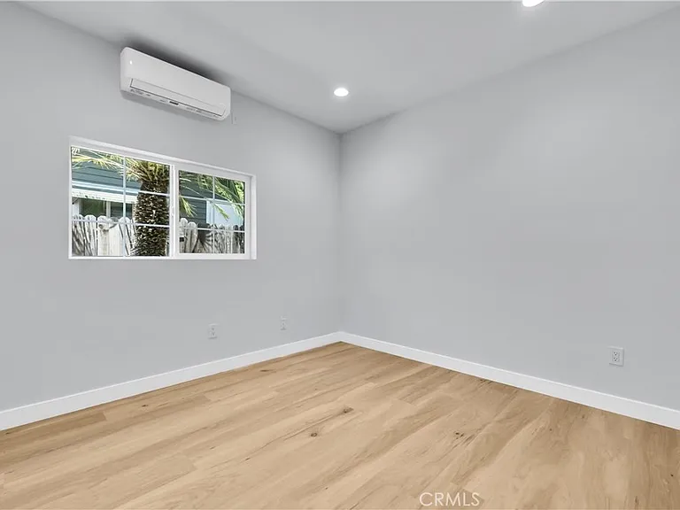 114 N Cornell Ave #B — Photo 9